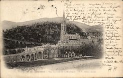 CPA Lourdes Seen side of the Basilica