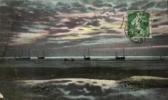 CPA setting Sun has low tide Boats