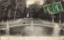 CPA Saint Cloud the Park the Basin of the 3 Bubbles Opposite Allee the Chutes