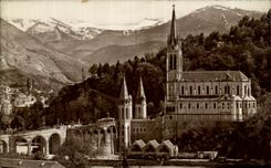 CPA Lourdes the Basilica