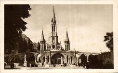 CPA Lourdes the Basilica front view