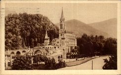 CPA Lourdes the Basilica and Plscines