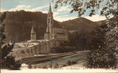 CPA Lourdes the Basilica