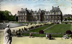 CPA Paris And the Wonders Garden and Palate of Luxembourg