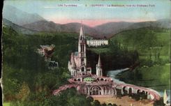 CPA Lourdes the Basilica seen of the Castle Fort