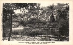 CPA Poitiers Valley of Clain the Bridge of the Railroad the Tunnel and Slopes of the Trench