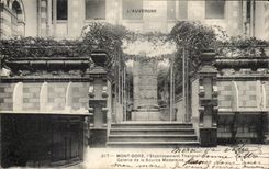 CPA Mont Gilds the Hydropathic establishment Gallery of the Madeleine Source