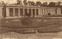 CPA Versailles large Trianon and gardens