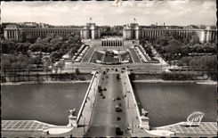 CPA Paris And Its Wonders the bridge of Iena and the palate of Chaillot