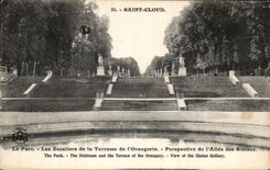 CPA Pretty Coins De Saint Cloud staircases of the terrace of the Orangery View of the alley of the statues