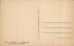 CPA Nevers la catedral vista a traves de los acacias