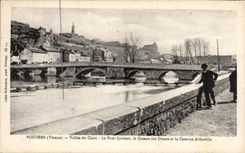 CPA Poitiers Valley of Clain the Joubert Bridge the slope of the dunes and the Abbeville barracks