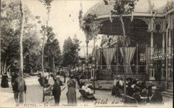 CPA Vittel the Galleries Walks