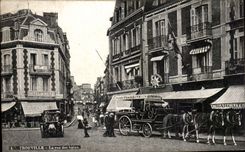 CPA Trouville the Street of the Baths