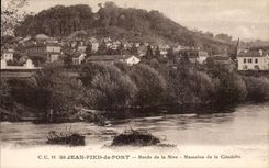 CPA St Jean Pied De Port Edges of Nive Nipple of the Cathedral