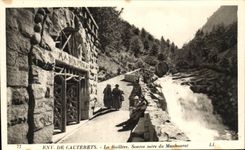 CPA Env De Cauterets Raillere Mother Source of Mauhourat