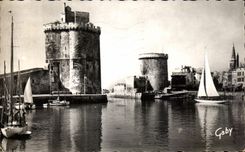 Viajes de CPA La Rochelle y entrada del puerto