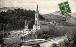 CPA Lourdes the Basilica And the Shelter Of the Pilgrim