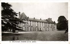 CPA Malmaison Together on the Gardens