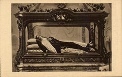 CPA Sainte Teresa del nino de Jesus en su caza de Lisieux