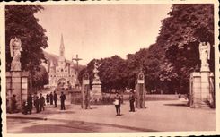 CPA Lourdes Entrance Of the Esplanade