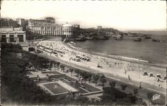 CPA Biarritz La Grande Plage Vers Le Casino Bellevue