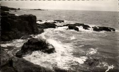 CPA entra en Croix de Vie y Sion las rocas de la cornisa de Vendean de la pildora Hourse