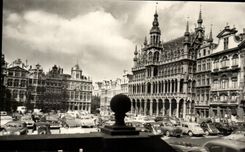 CPA Brussels Coin of Large Places