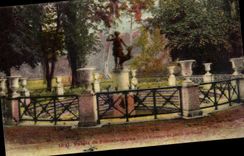 CPA Palate De Fontainebleau the Fountain Of the Garden Of Diane