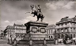 CPA Rouen Places the General one of Gaulle Statue of Napoleon