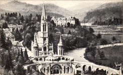 CPA Lourdes the Basilica Seen of the Castle Fort