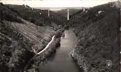 CPA the Picturesque Valley Of Sioule to the Viaduct of Insipid Highest of Europe with its