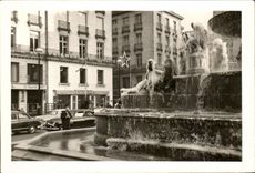 Photograph (nonlocalized)