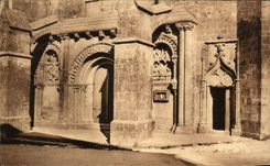 Ataque frontal de CPA del romance de I Eglise de Foussais