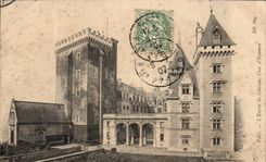 CPA Pau Entrance Of the castle Main courtyard