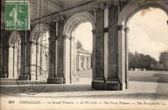CPA Versailles Large Trianon the Peristyle
