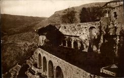 Jardin de CPA Gourdon del castillo viejo