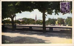 CPA Niort Two Separate the Place of the Breach seen of the Gardens