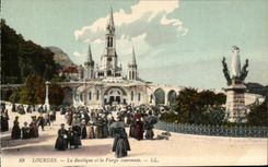 CPA Lourdes the Basilica and the Couronnee Virgin