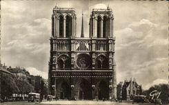 CPA Notre Dame and the Square