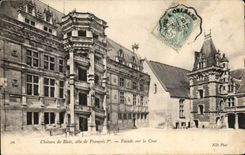 CPA Chateau De Blois Aile De Francois 1er Facade Sur La Cour