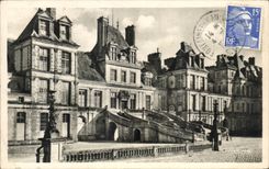 CPA Fontainebleau Le palais Cour des adieux et escalier du fer a cheval