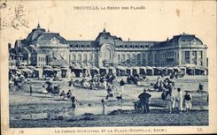 CPA Trouville La Reine Des Plages Le Casino Municipal Et La Plage