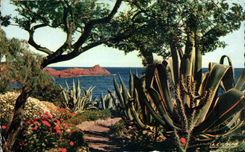 Reflexiones de CPA de la dimension de Azure Harmanie De Couleurs y luz