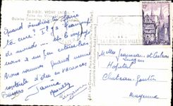 CPA Vichy Reine Des Villes d'Eaur Galeries Couvertes Et Pergola des sources