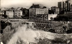 CPA Biarritz Plage du Port Vieux Par Gros Temps