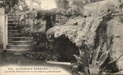 CPA Clermont Ferrand the Natural Bridge of the Petrifying Fountain