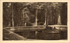 CPA Les Petits Tableaux De Versailles Le Bassin de Ceres ou de l'Et groups par Regnaudin 