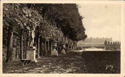 CPA Splendeurs Et Charmes De Versailles L'Allee Royale