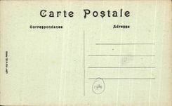 CPA Palais De Versailles Cour de Marbre et Statue du Louis XIV